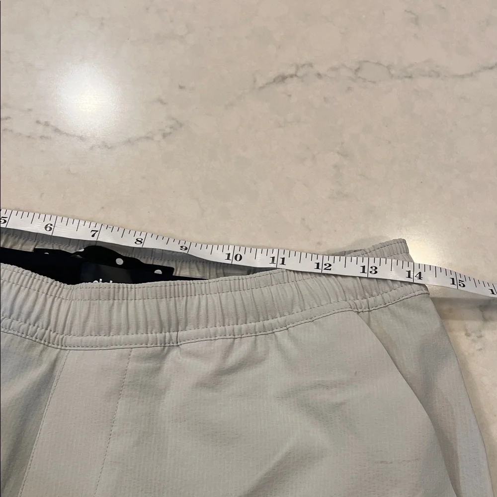 Ciele NEW WRKShort - Light Grey men's‎ short Size Small